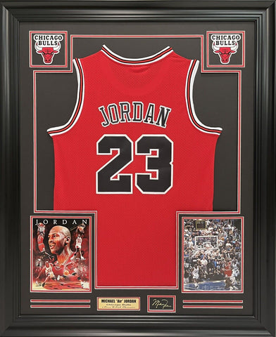 NBA - Michael Jordan Chicago Bulls Jersey Engraved Signature Frame