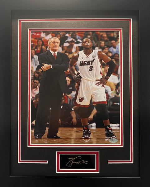 NBA - Dwayne Wade Miami Heat Engraved Signature Frame